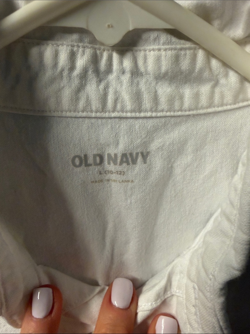 Old Navy Boys White Collared Button-Down Shirt | EUC | Sz L (10-12) - Picture 2 of 4